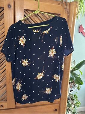 Banana Republic Factory Navy Floral Polka Dot Short Sleeve Top
